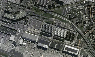 Международный аэропорт, г. Брюссель, Бельгия, снимок с российского спутника «Ресурс-П»