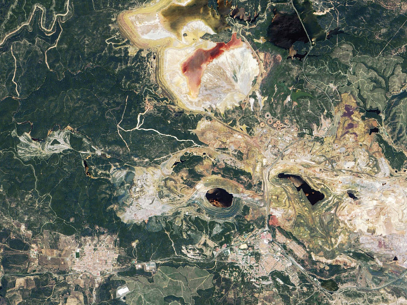 An image from Canopus-V satellite, resolution 2,1 m ©Nts OMZ